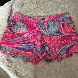Lilly Pulitzer Buttercup shorts size 10 buttercup shorts